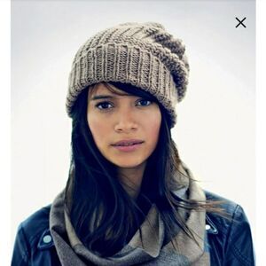 Phase 3 Chunky Knit Beanie